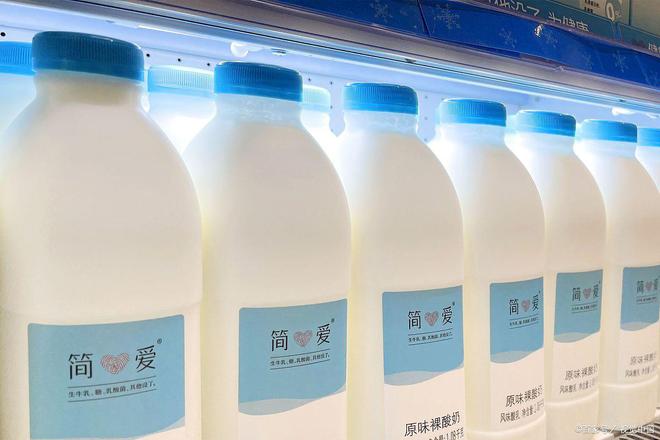 多地市场监管重拳整治食品安全再亮红灯开元棋牌app“假酸奶”事件追踪：(图3)