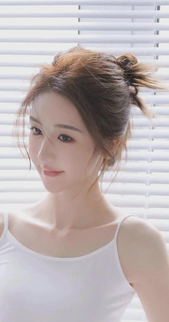 的嫂字4免费观看V开元棋牌试玩漂亮(图1) 的嫂字4免费观看V开元棋牌试玩漂亮(图1)